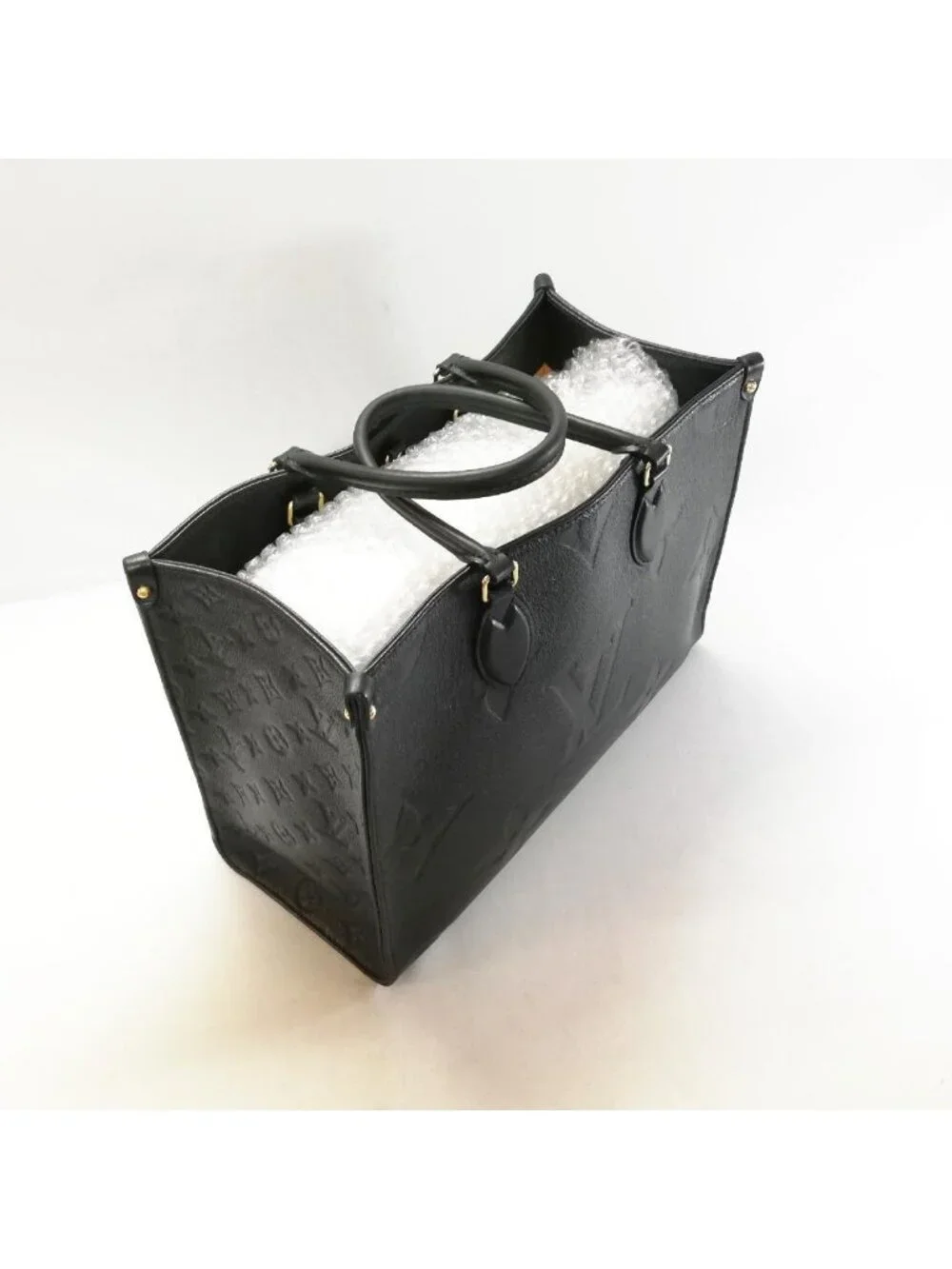 Louis Vuitton on the Go MM Black Tote